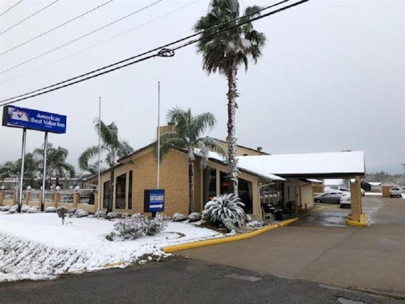 Americas Best Value Inn West Columbia Экстерьер фото