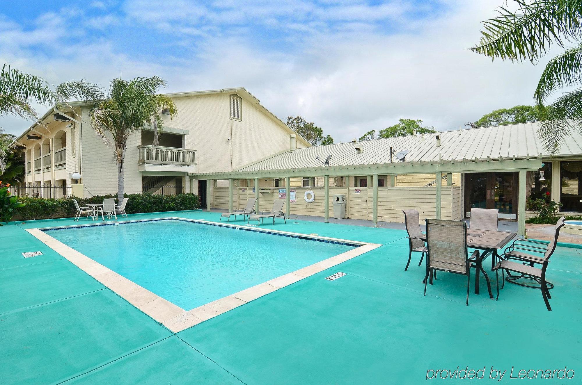 Americas Best Value Inn West Columbia Удобства фото